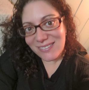 Meet your Posher, Sara